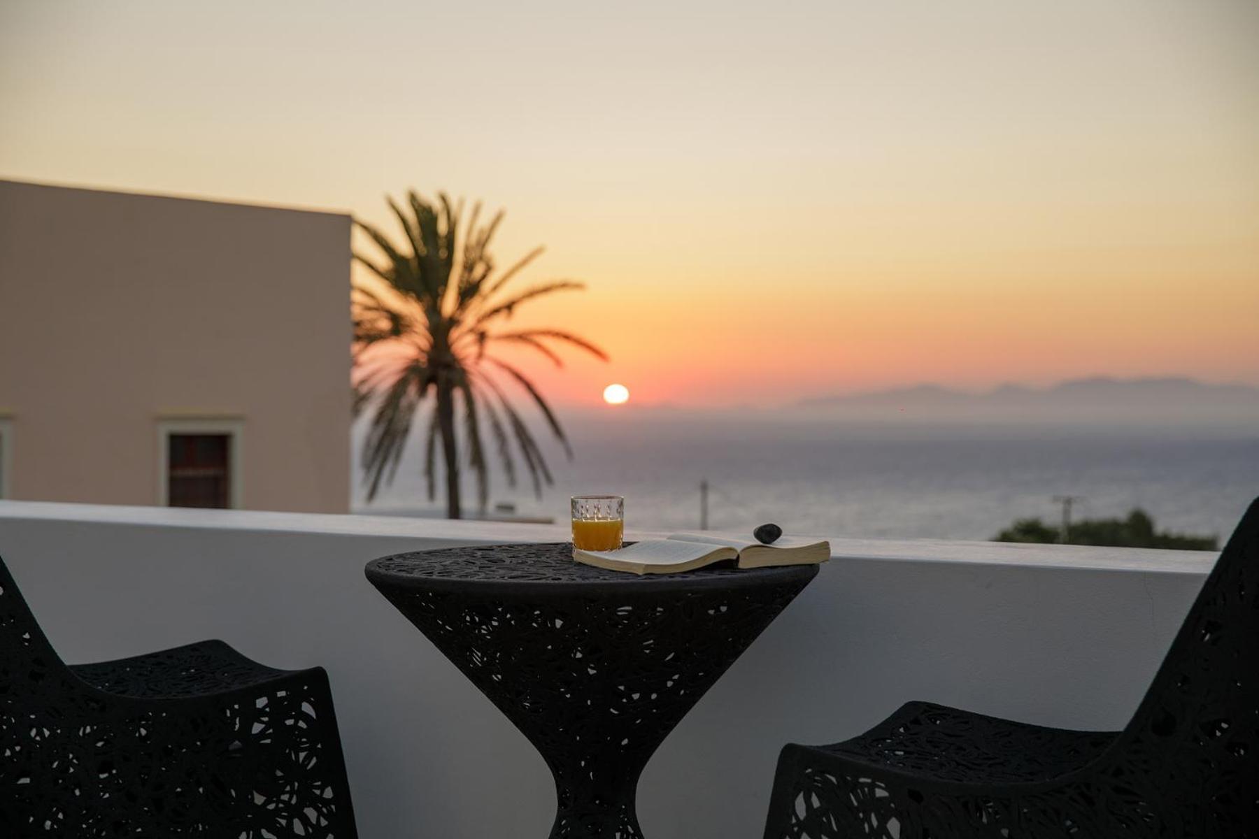 La Madeleine Couette-café Oia (Santorini)